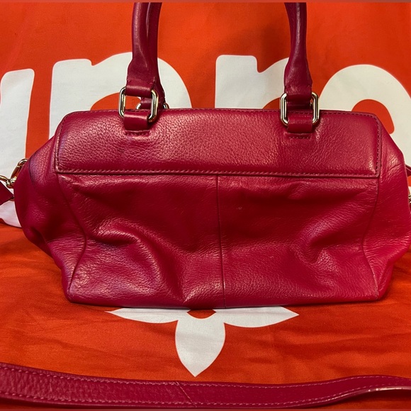 Pre-loved Kate Spade Pink Rectangle Leather Bag with Bow - Picture 3 of 14